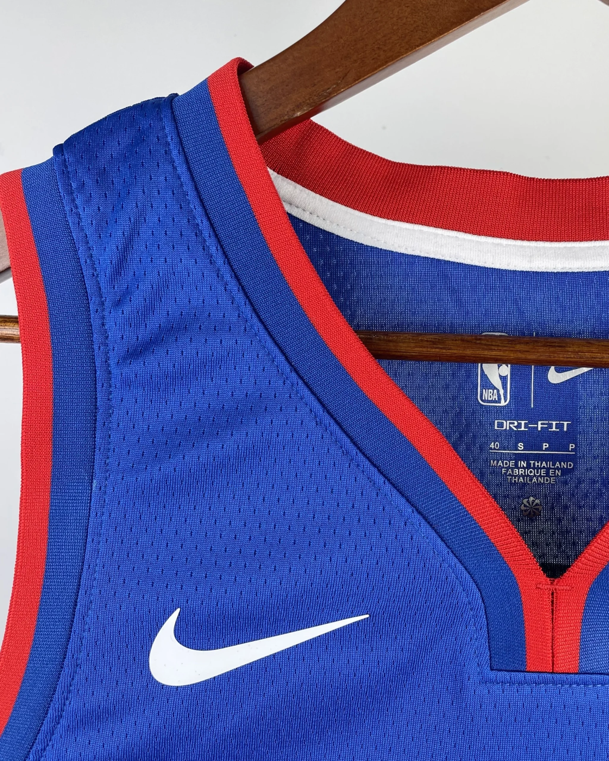 detroit pistons 24/26 icon edition detroit pistons 24/26 icon edition