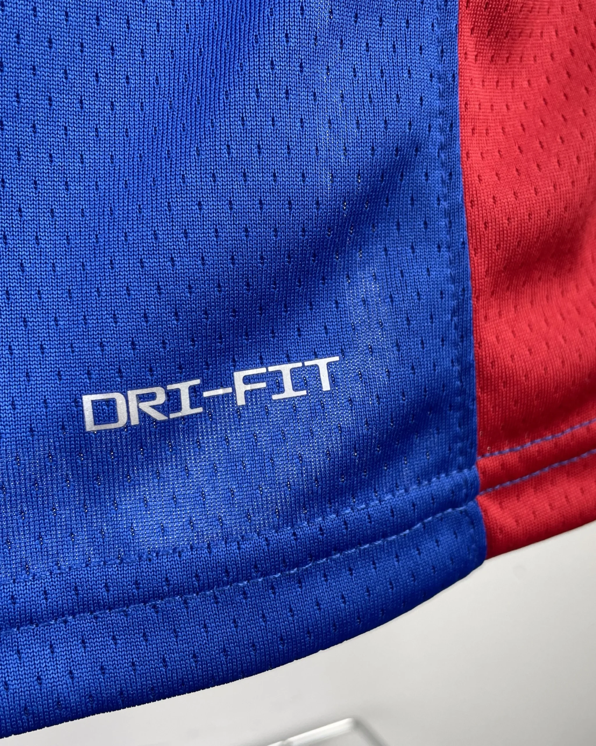 detroit pistons 24/26 icon edition detroit pistons 24/26 icon edition